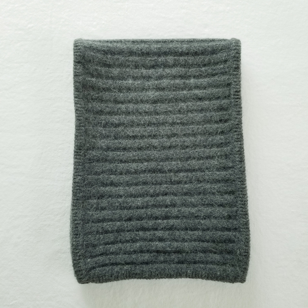 Pendleton Gray Lambswool Angora Wide Rib Knit Scarf 54"L x 9.5"W
